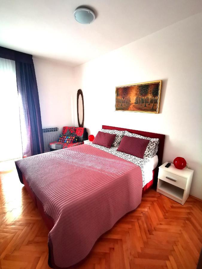 Melanija 1 Apartment โรวีน ภายนอก รูปภาพ
