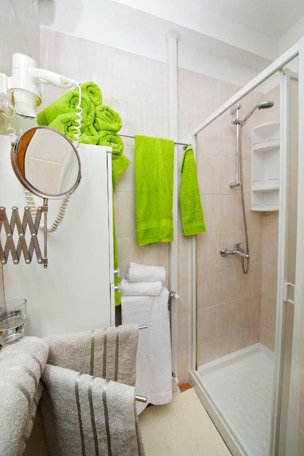 Melanija 1 Apartment โรวีน ภายนอก รูปภาพ